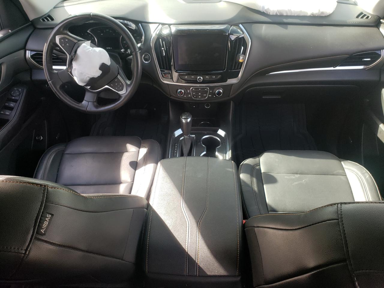 1GNEVHKW7KJ303515 2019 Chevrolet Traverse Lt