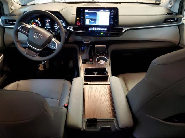2022 Toyota Sienna - Image 8