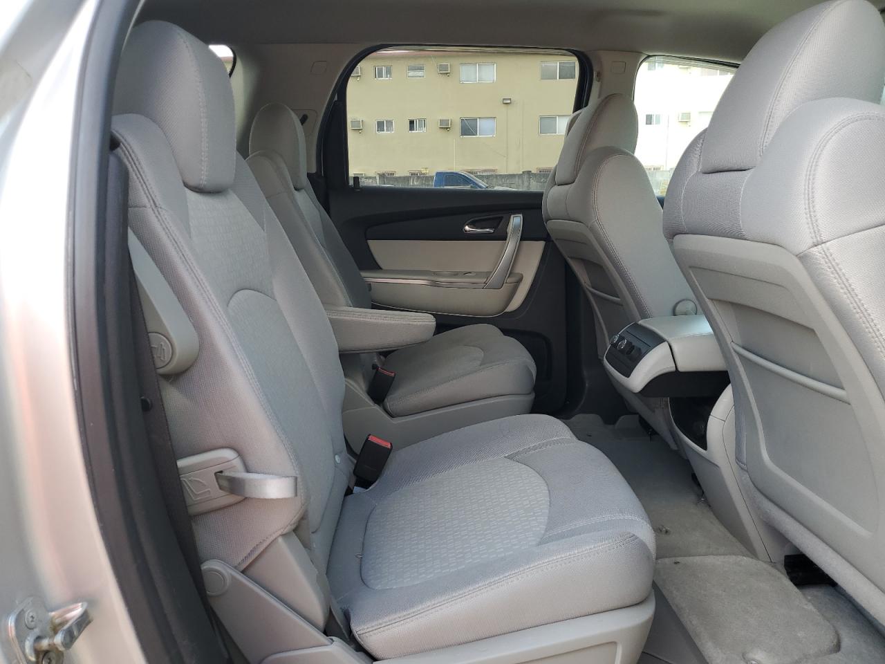 1GKLRLED1AJ106375 2010 GMC Acadia Sle