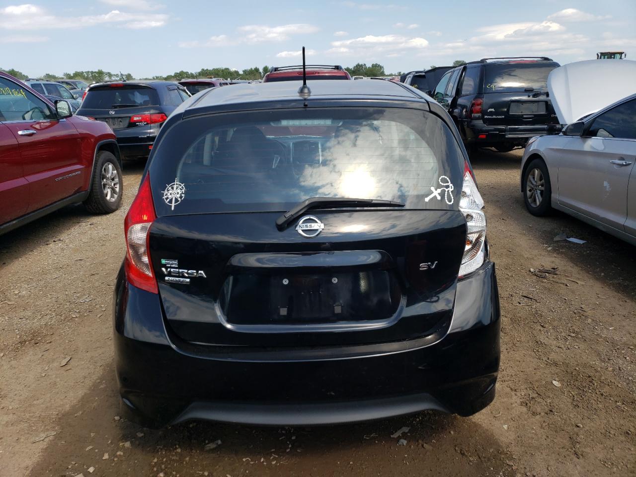 3N1CE2CP9JL352648 2018 Nissan Versa Note S