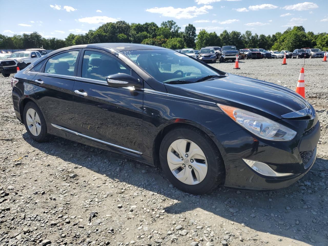 2015 Hyundai Sonata Hybrid vin: KMHEC4A40FA128176