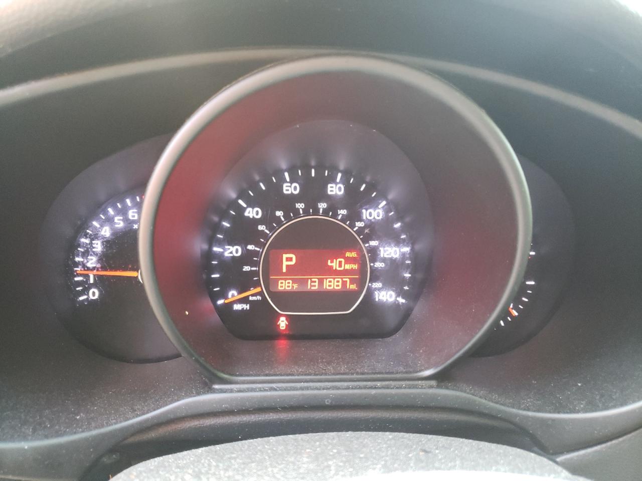 KNDJP3A53J7512727 2018 Kia Soul +