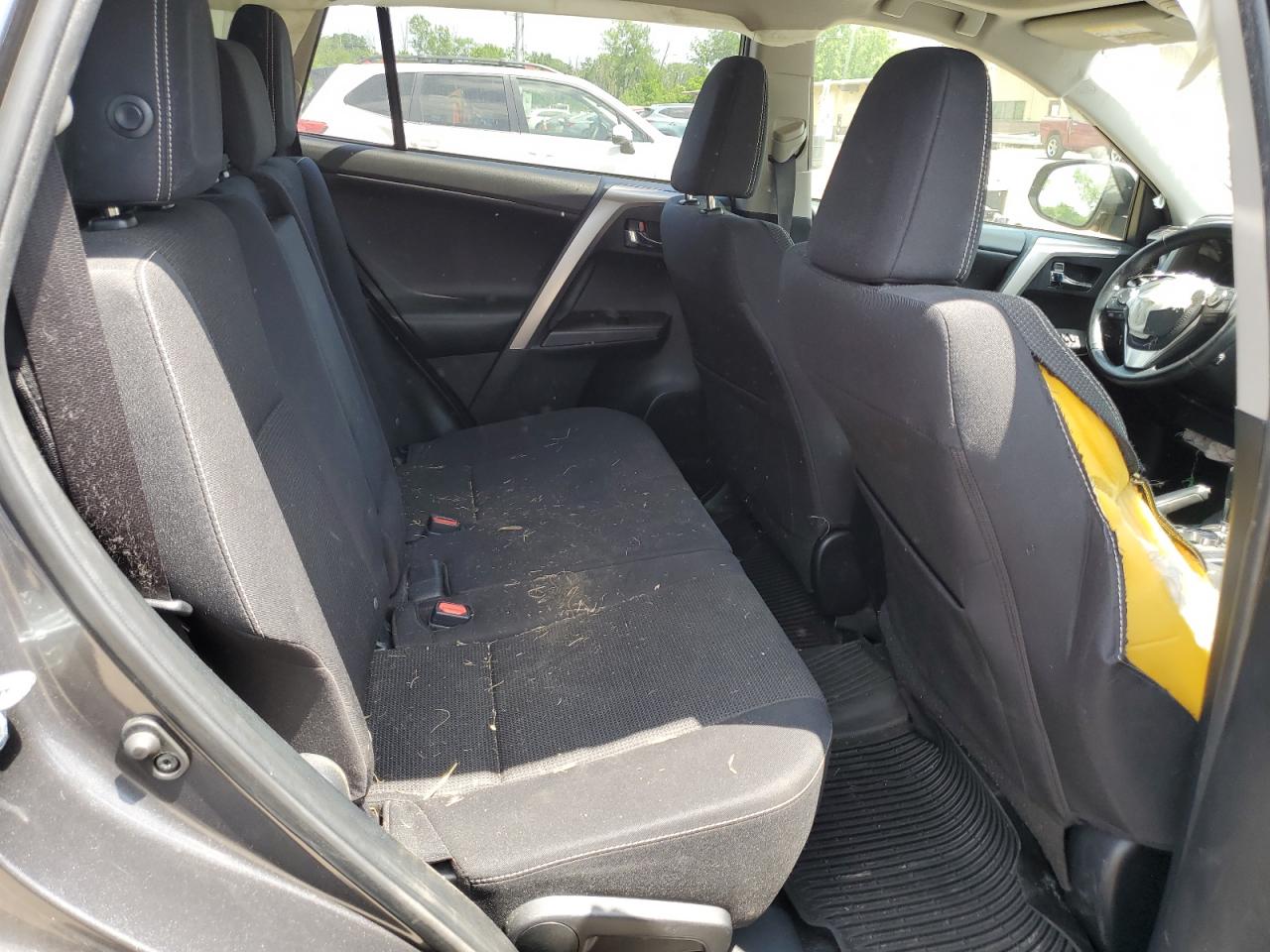 JTMRFREV9HJ162729 2017 Toyota Rav4 Xle