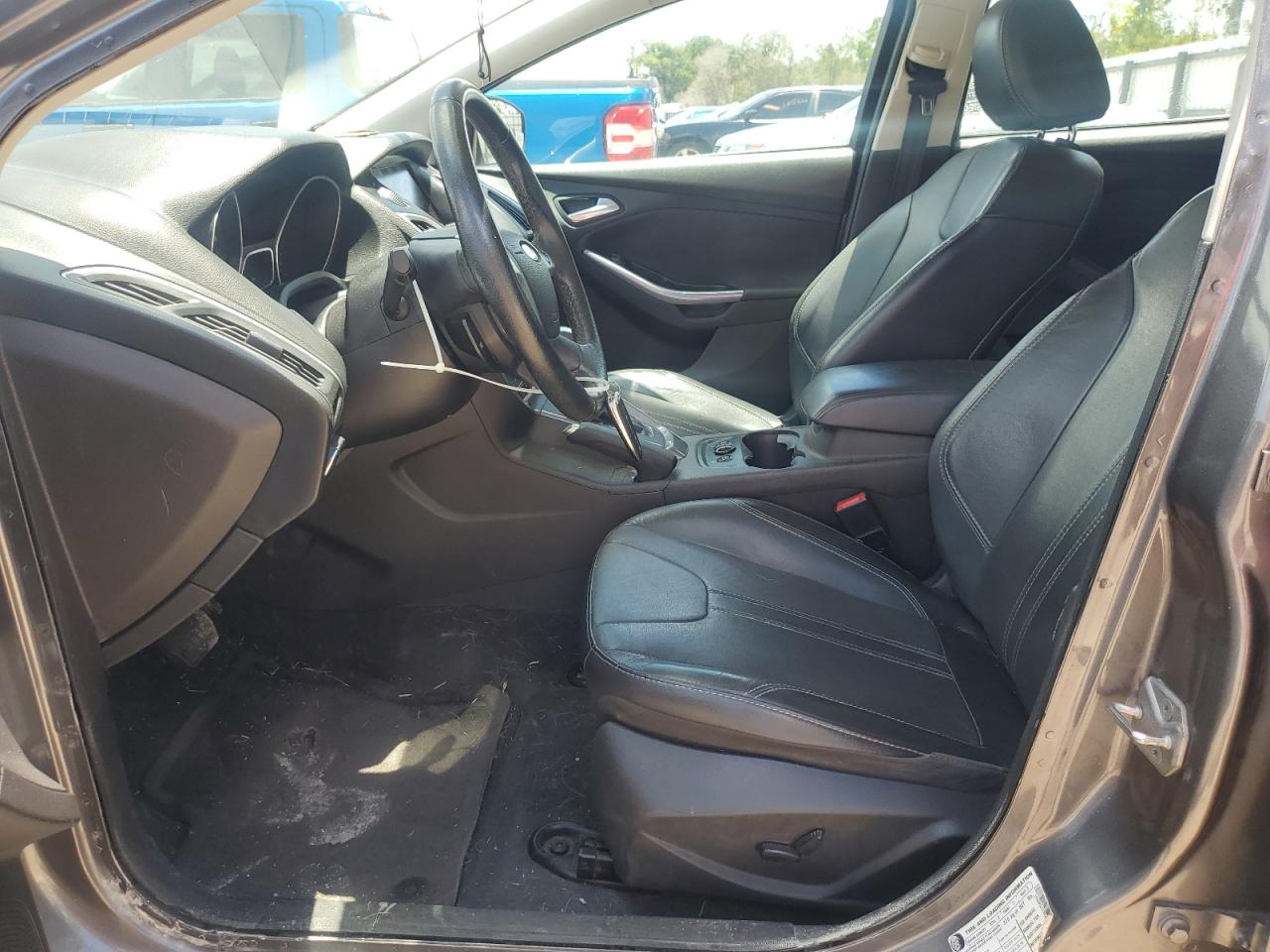 1FADP3J27EL236820 2014 Ford Focus Titanium