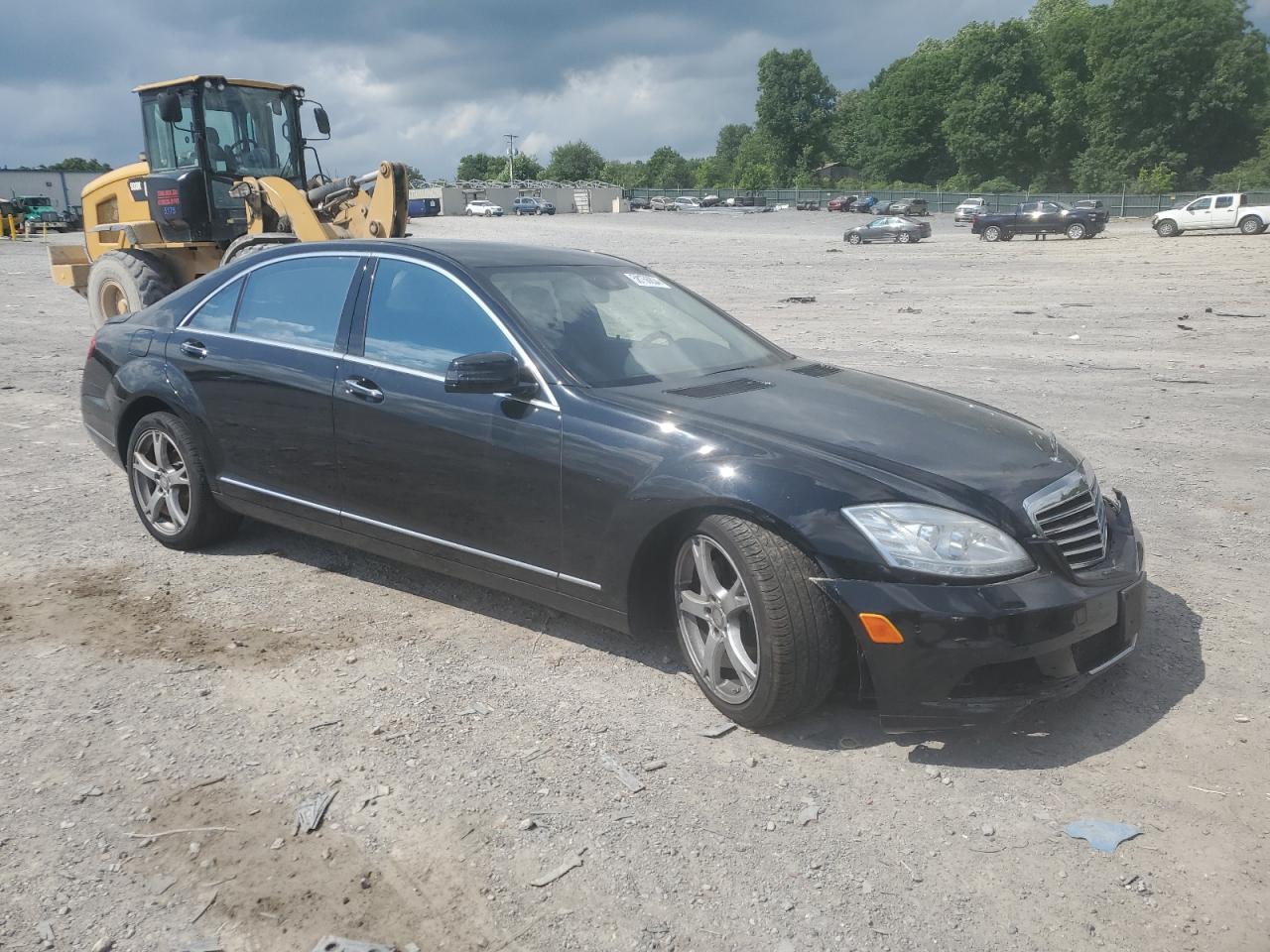 WDDNG7DBXDA528074 2013 Mercedes-Benz S 550