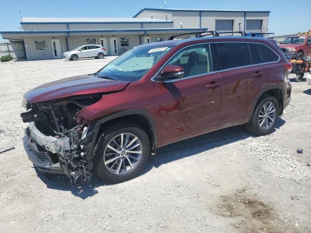 2017 TOYOTA HIGHLANDER SE 2017