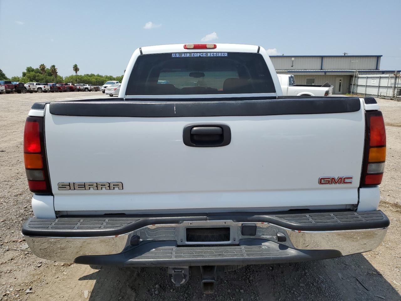 2GTEC13T161247694 2006 GMC New Sierra C1500