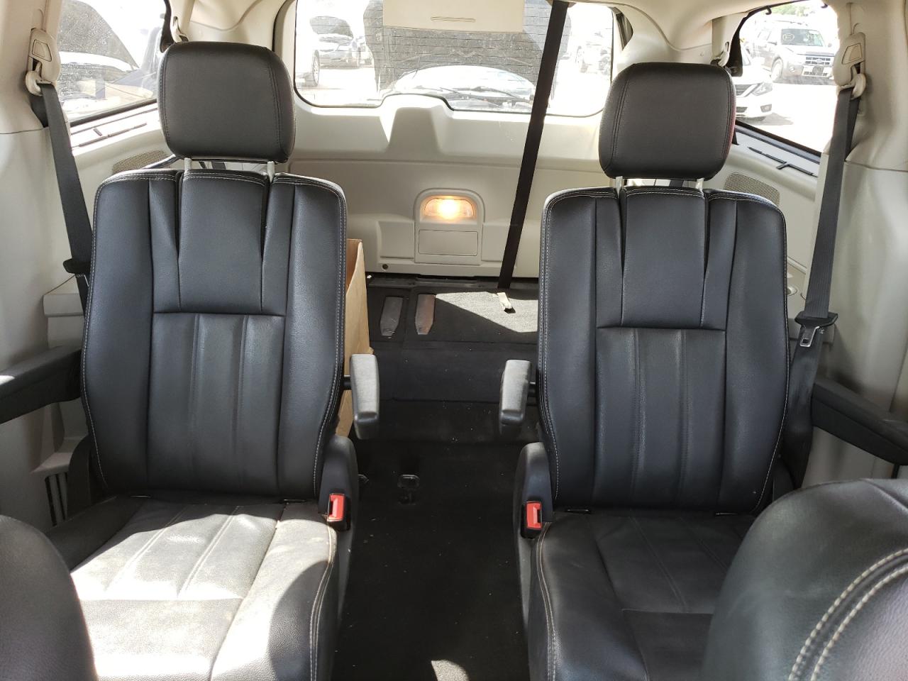 2C4RC1BG9GR247855 2016 Chrysler Town & Country Touring