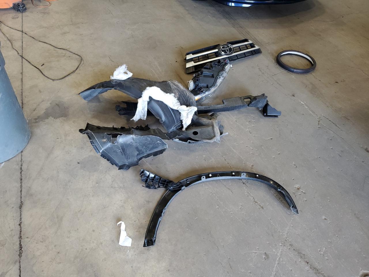 5TDJZRFH8KS630005 2019 Toyota Highlander Se