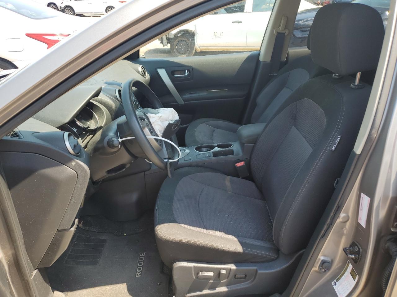 JN8AS5MT8CW290235 2012 Nissan Rogue S