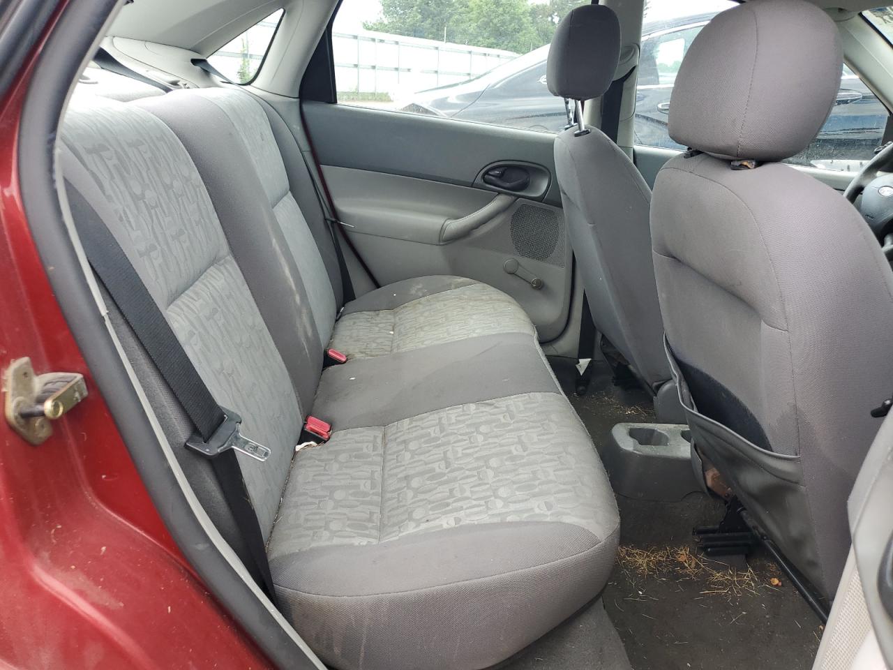 1FAFP34NX5W204294 2005 Ford Focus Zx4