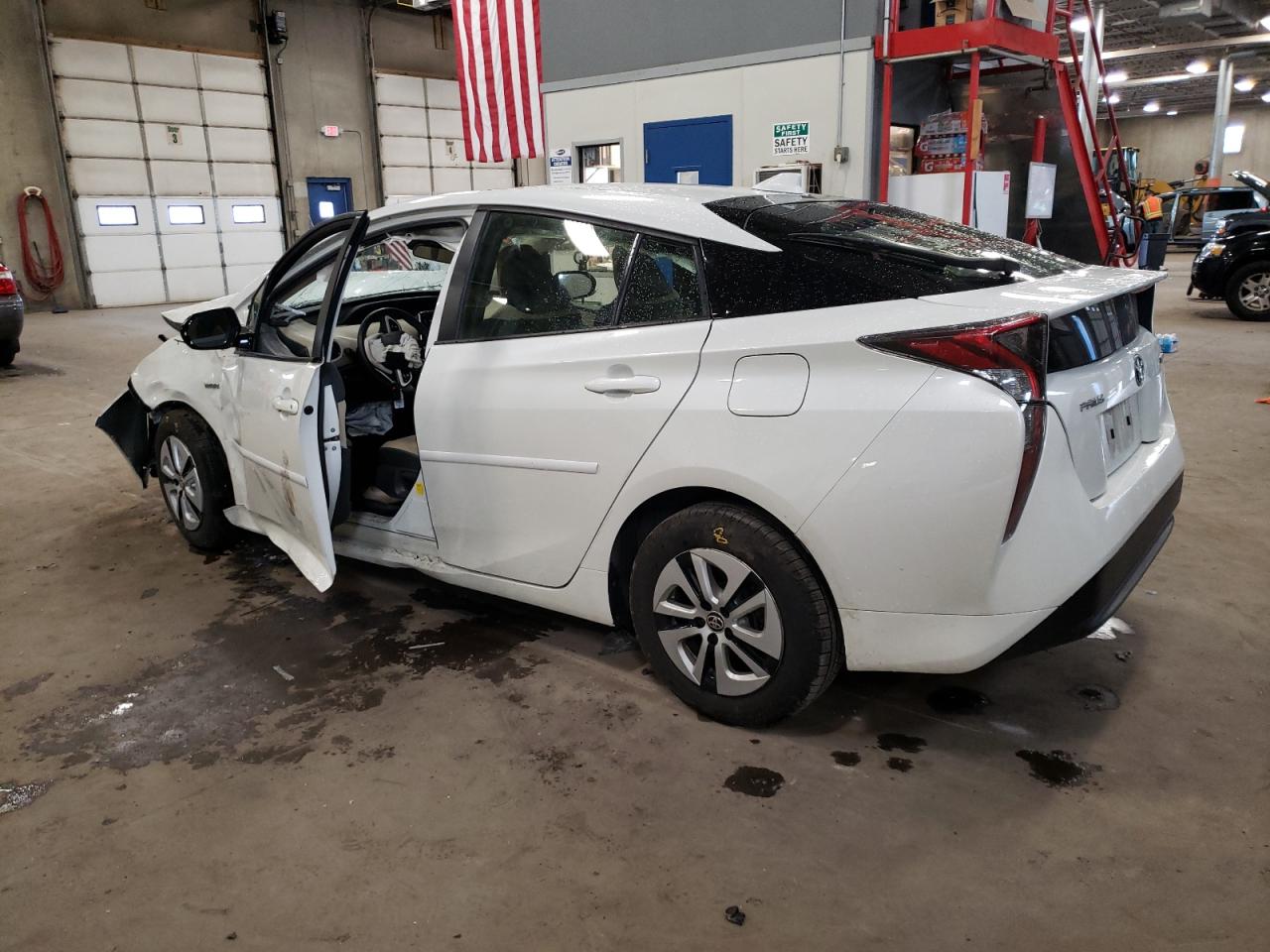 JTDKARFU3G3512607 2016 Toyota Prius