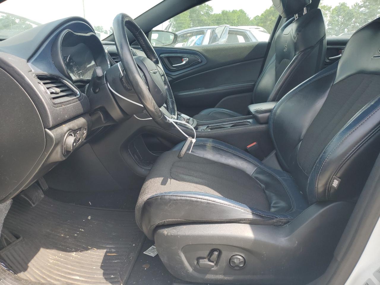 1C3CCCBG5FN572584 2015 Chrysler 200 S