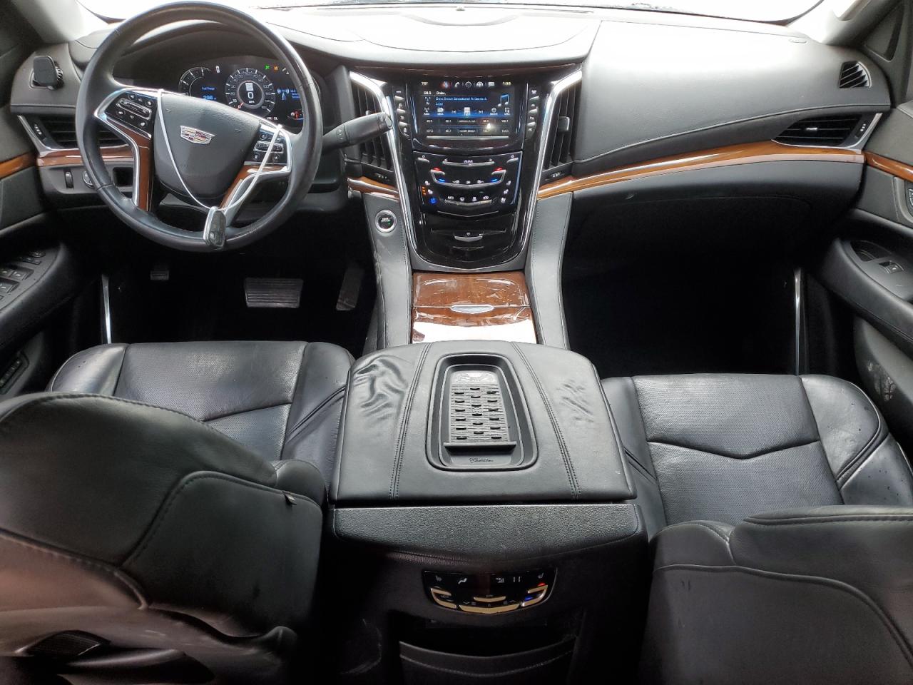 1GYS3HKJ3HR385690 2017 Cadillac Escalade Esv Luxury