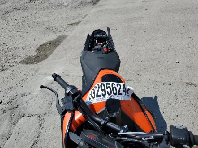 2022 KTM 890 DUKE R - VBKTU9402NM833927