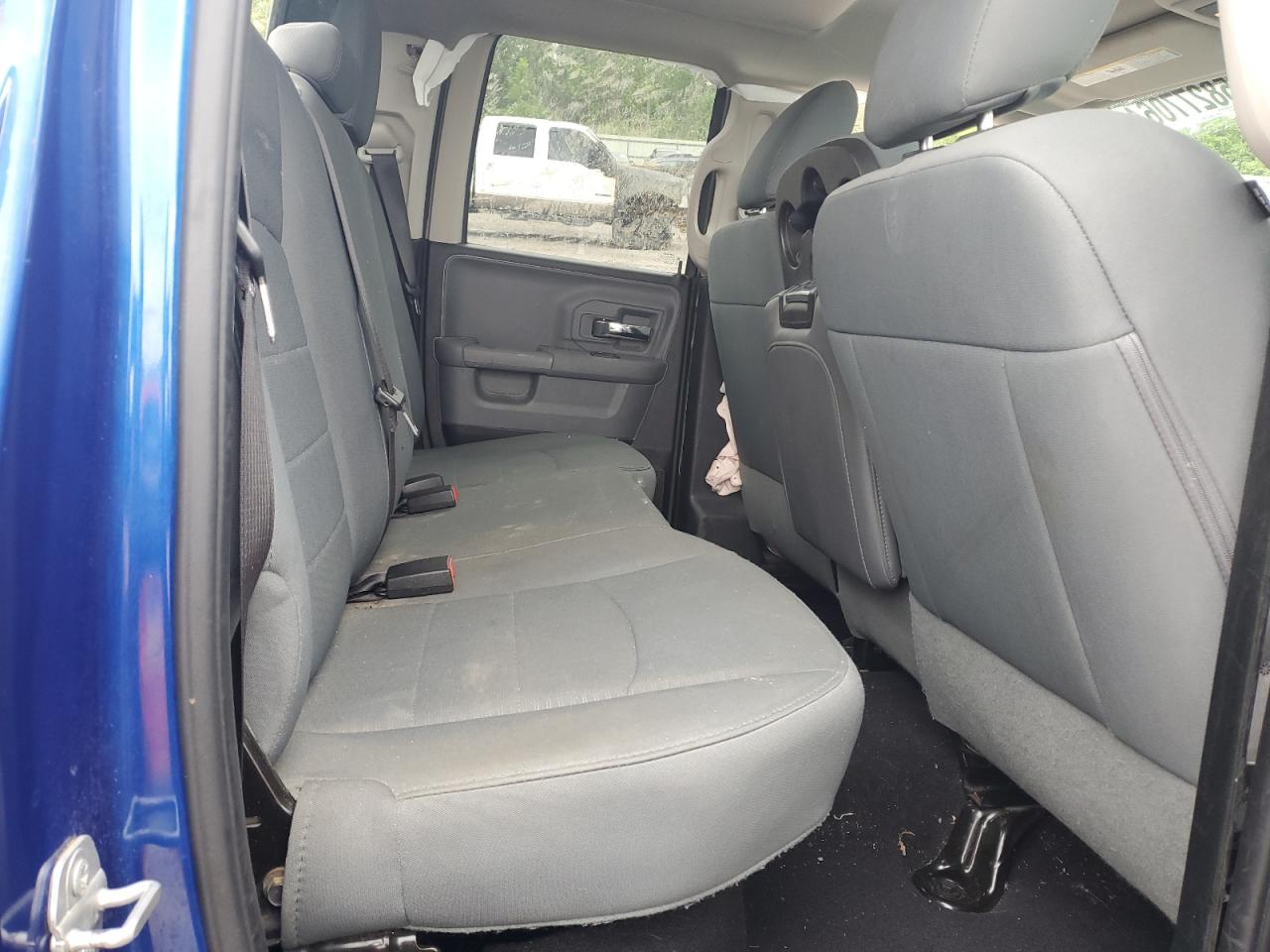 1C6RR7GG7HS822567 2017 Ram 1500 Slt