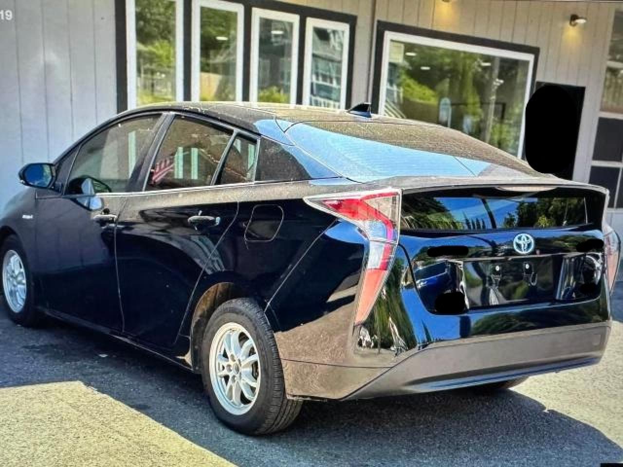 2016 Toyota Prius vin: JTDKARFU7G3008612