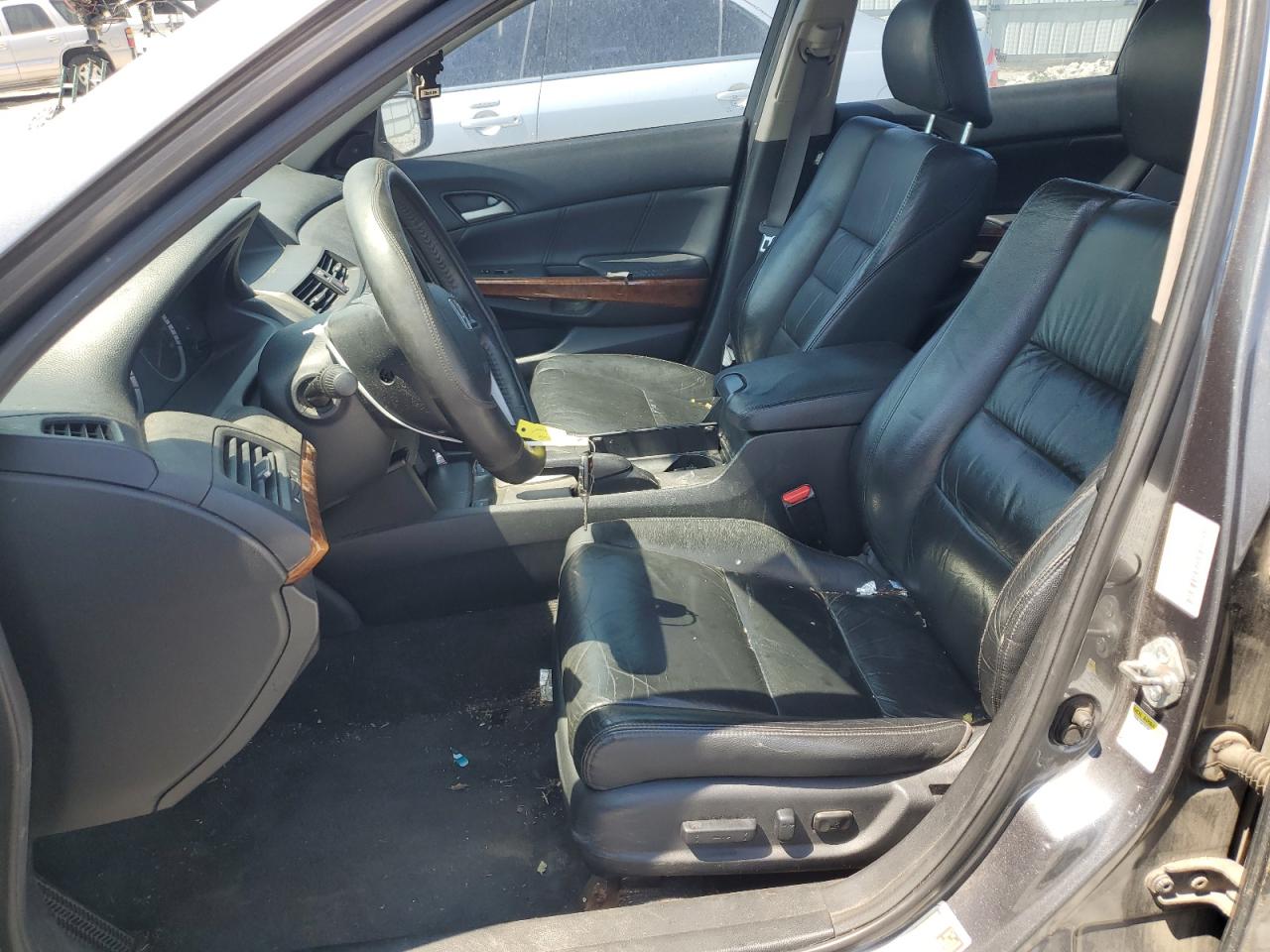 1HGCP3F88BA019207 2011 Honda Accord Exl