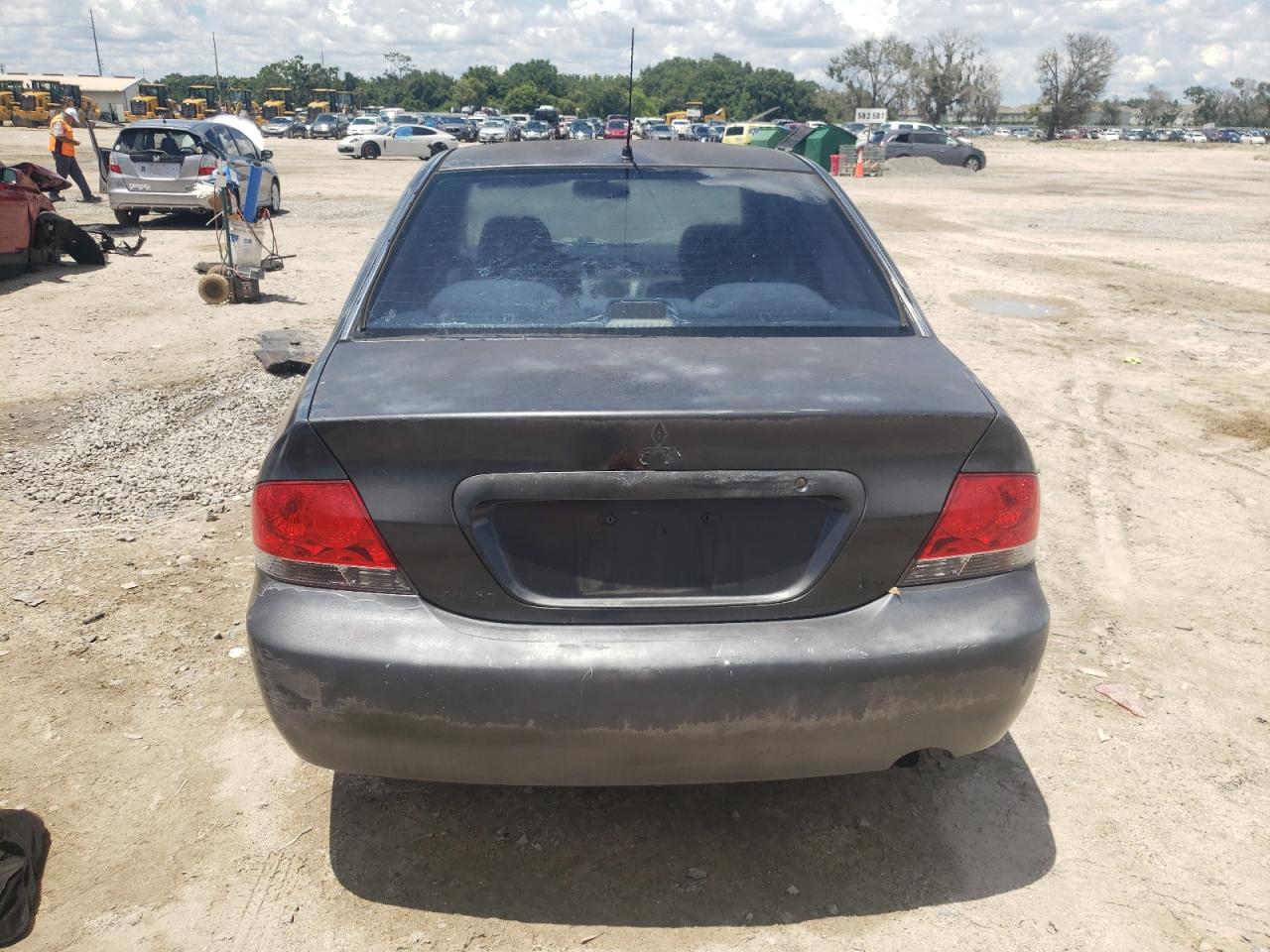 JA3AJ26E84U014693 2004 Mitsubishi Lancer Es