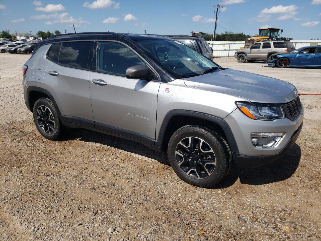 2020 Jeep Compass Trailhawk vin: 3C4NJDDB3LT208550