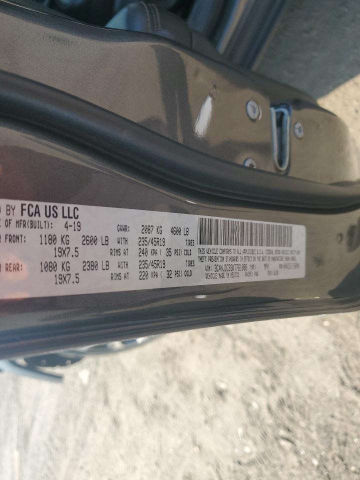 3C4NJDCB3KT761098 2019 Jeep Compass Limited