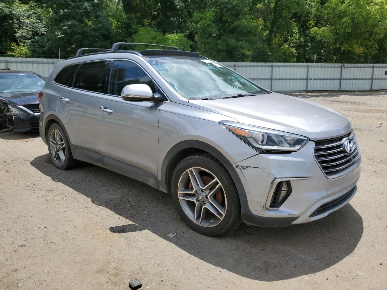 2017 Hyundai Santa Fe Se Ultimate vin: KM8SR4HF7HU215714