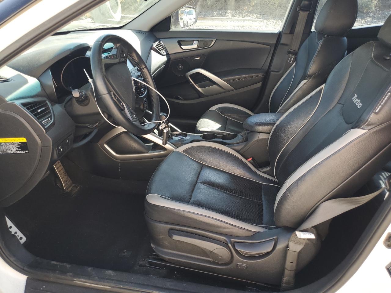 KMHTC6AE5FU221799 2015 Hyundai Veloster Turbo