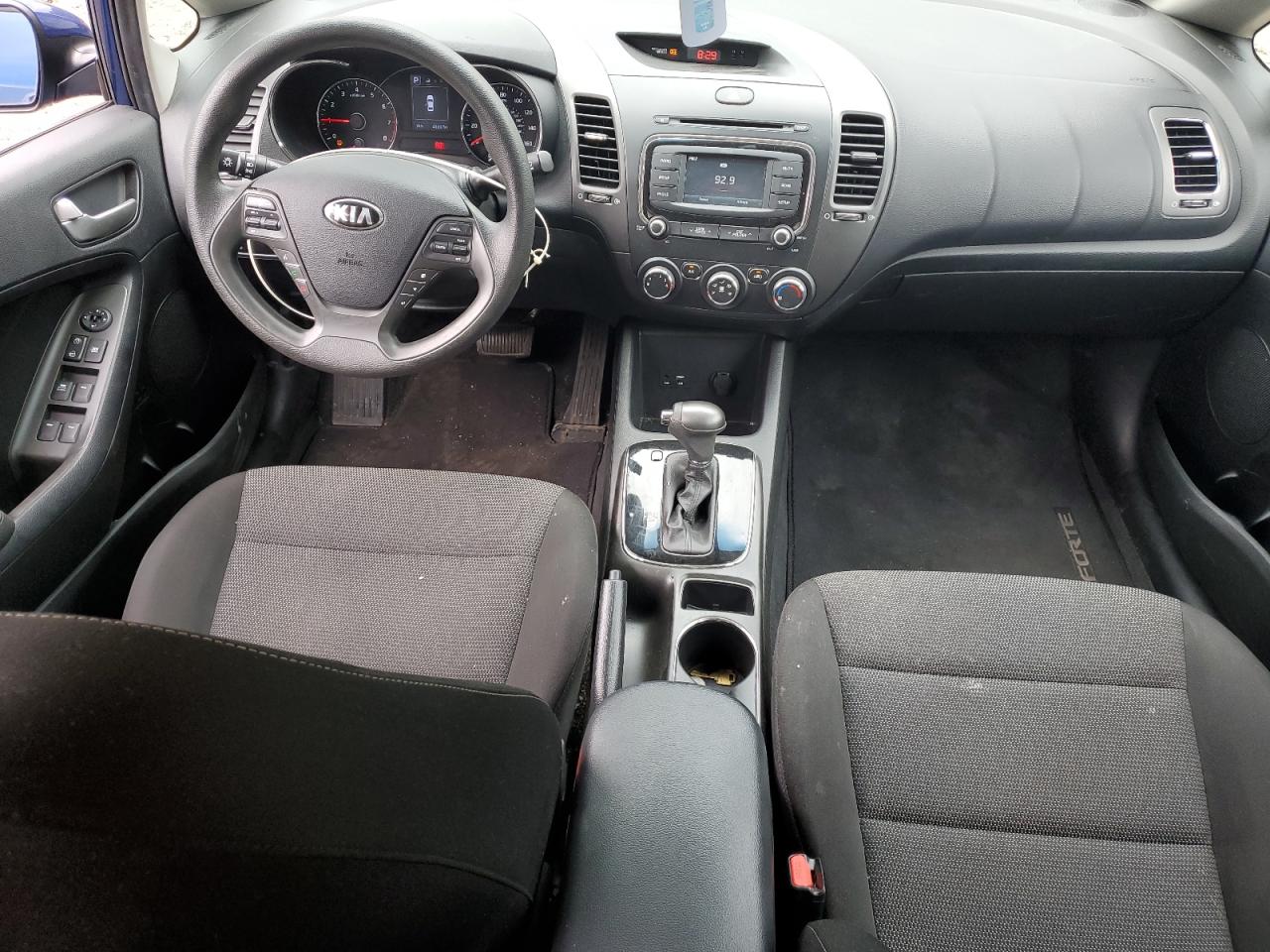 3KPFK4A78JE275860 2018 Kia Forte Lx