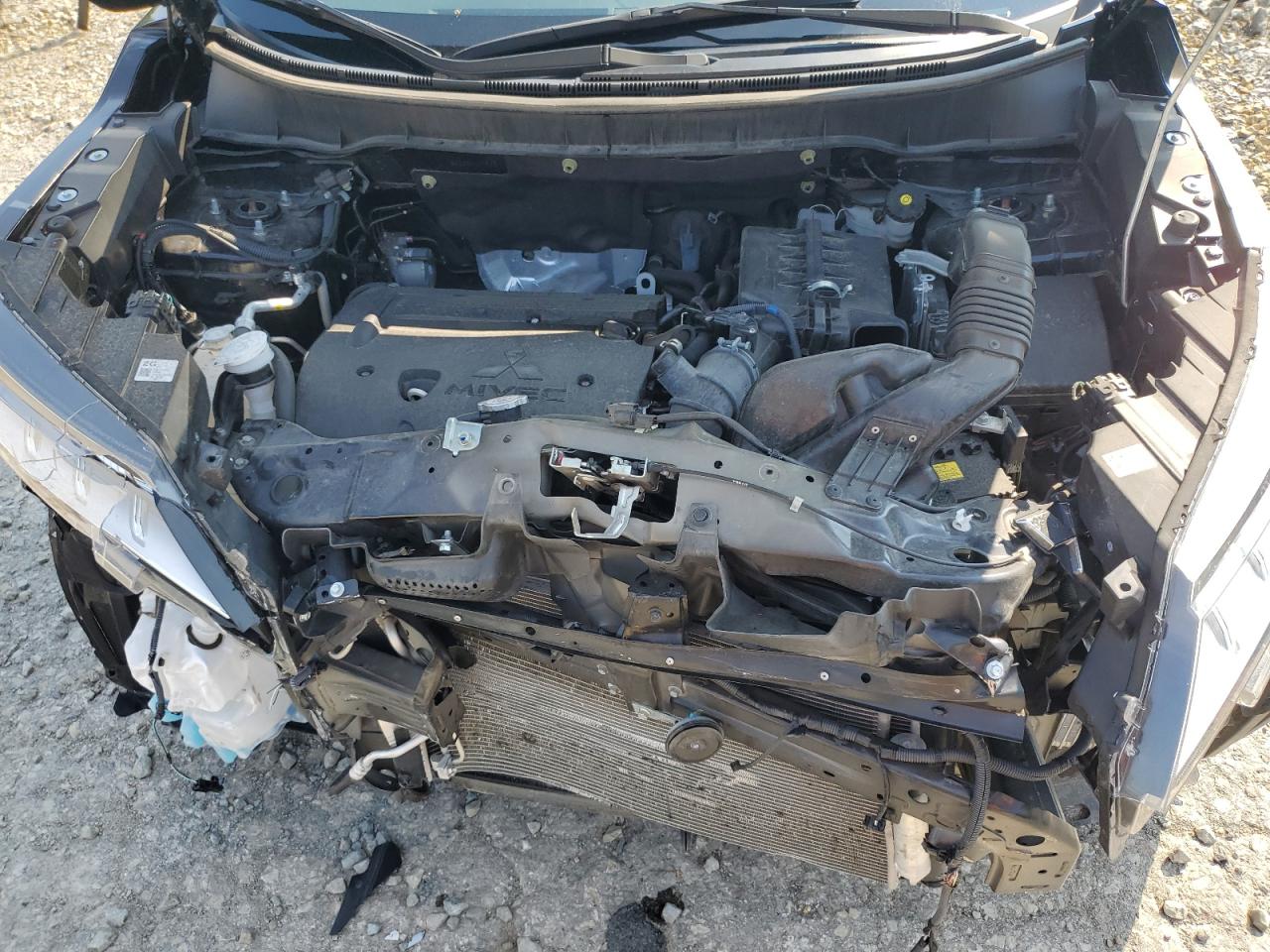 JA4APUAU1NU019837 2022 Mitsubishi Outlander Sport Es