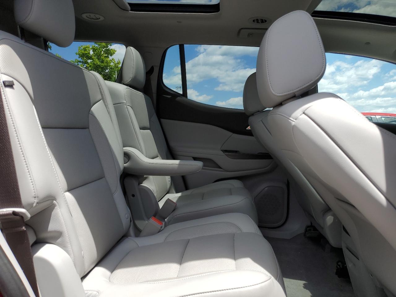 1GKKNMLS9KZ266070 2019 GMC Acadia Slt-1