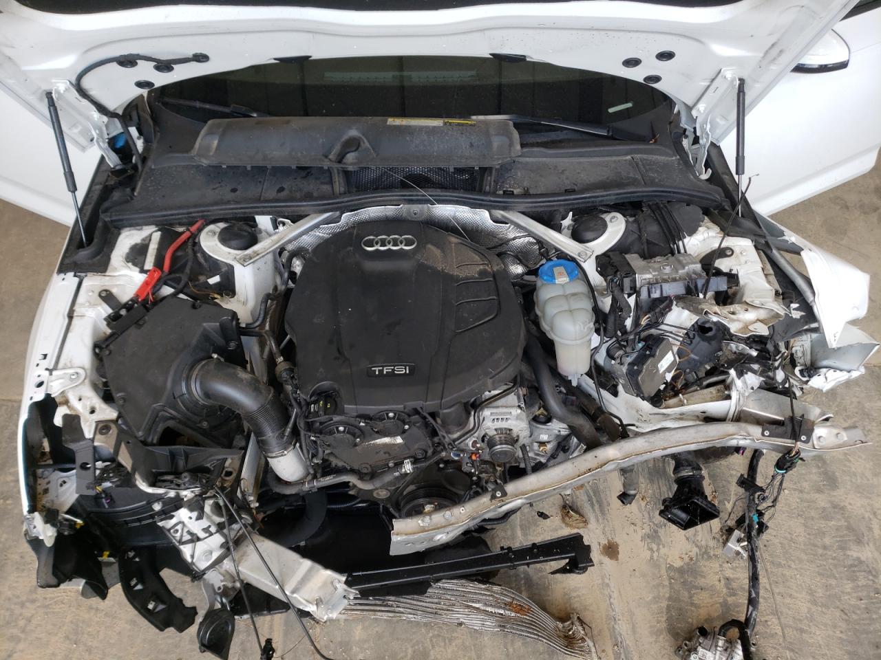 WAUDNAF47HN046164 2017 Audi A4 Premium