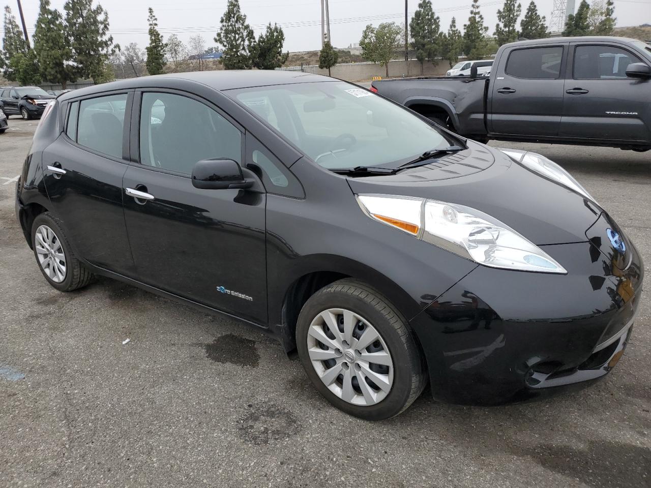 1N4BZ0CP7HC306880 2017 Nissan Leaf S