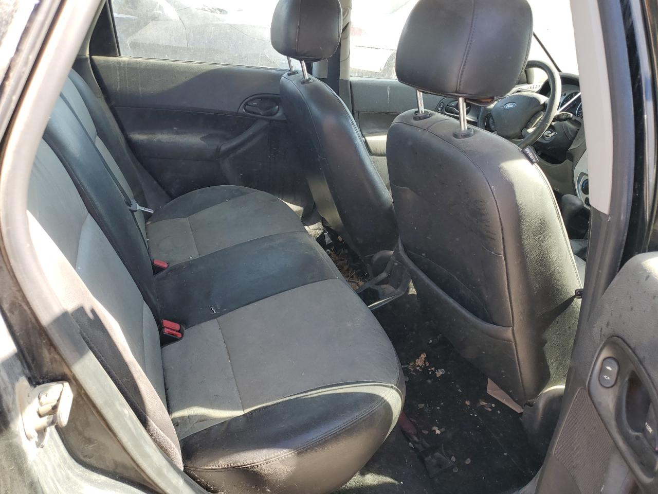 1FAHP34N47W179291 2007 Ford Focus Zx4