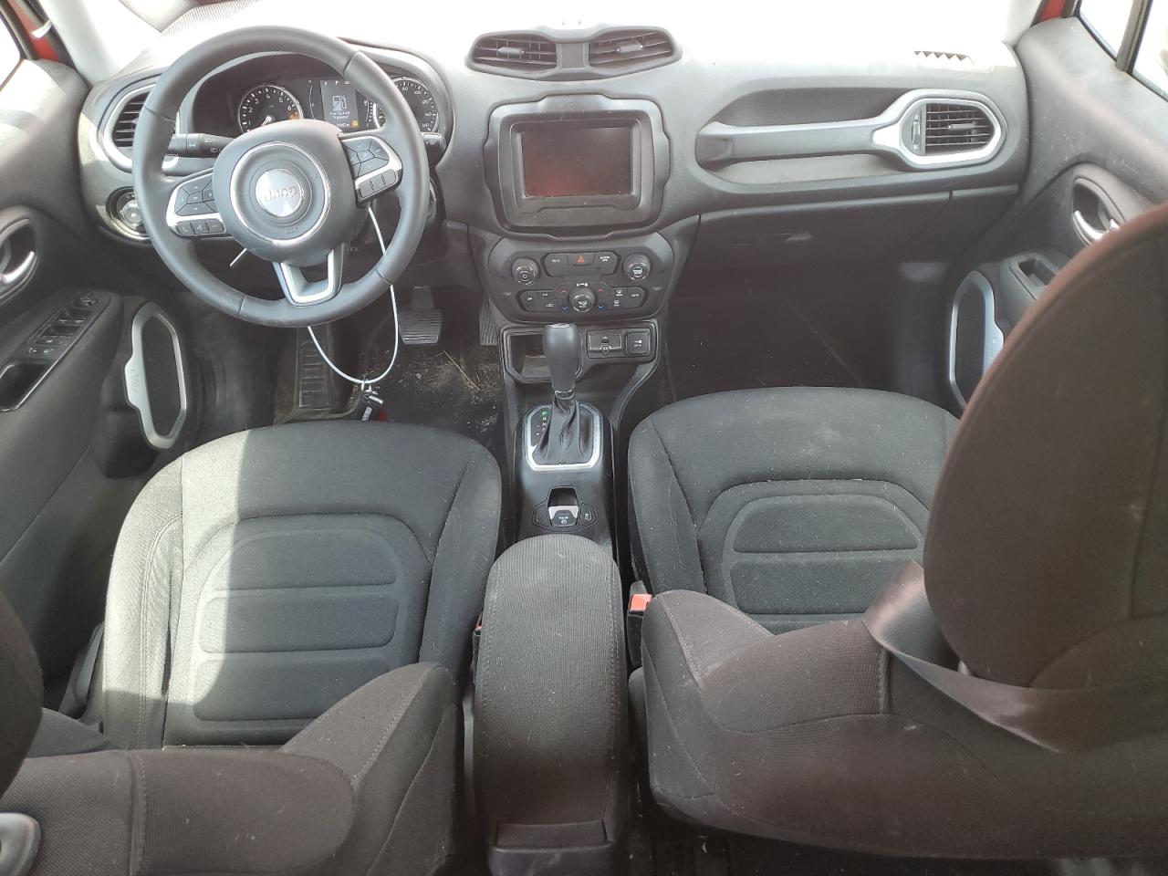ZACCJABB5JPH46731 2018 Jeep Renegade Latitude