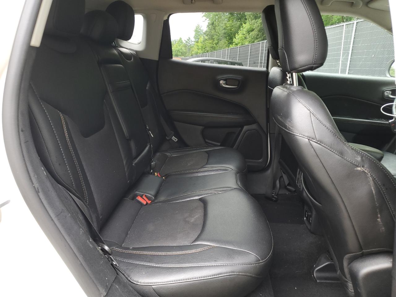 3C4NJDBBXJT455712 2018 Jeep Compass Latitude