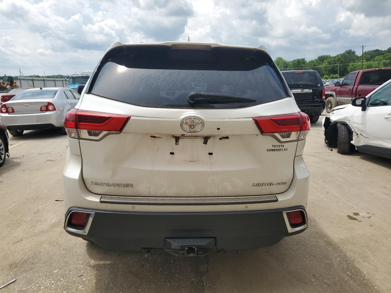 5TDDZRFH4HS453667 2017 Toyota Highlander Limited