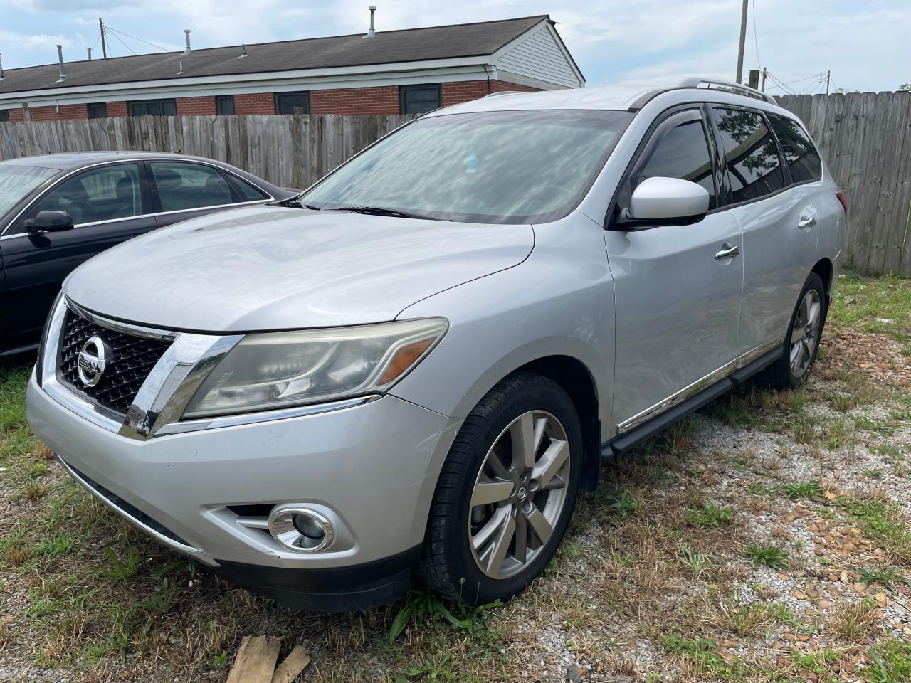 2014 Nissan Pathfinder S vin: 5N1AR2MM9EC611116