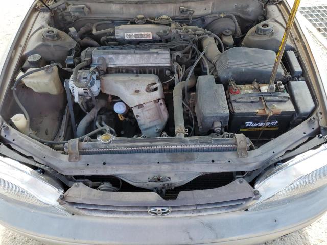 1995 Toyota Camry Le VIN: 4T1SK12E4SU560550 Lot: 60171384