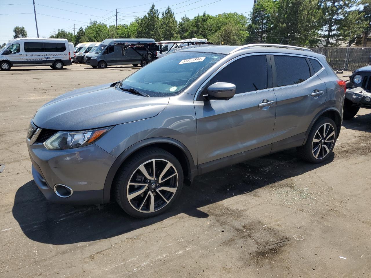 JN1BJ1CR0JW281692 2018 Nissan Rogue Sport S