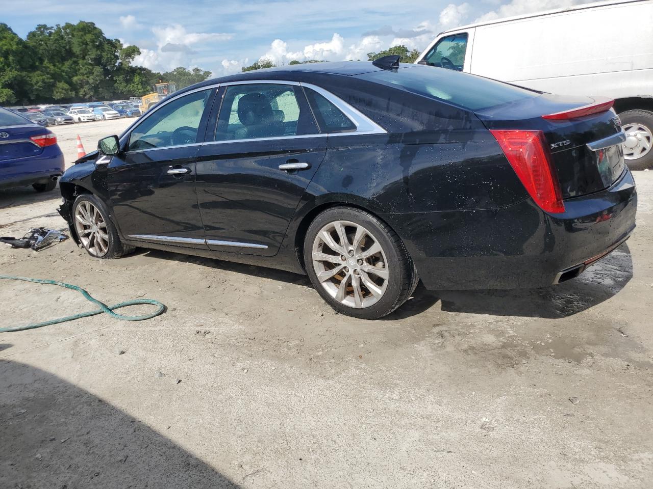 2G61M5S39H9159911 2017 Cadillac Xts Luxury