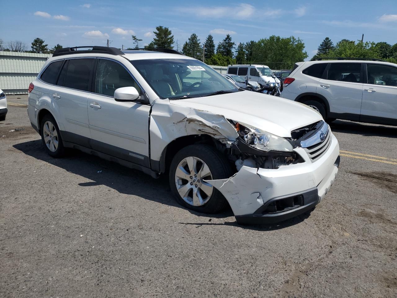 2012 Subaru Outback 3.6R Limited vin: 4S4BRDLCXC2249454