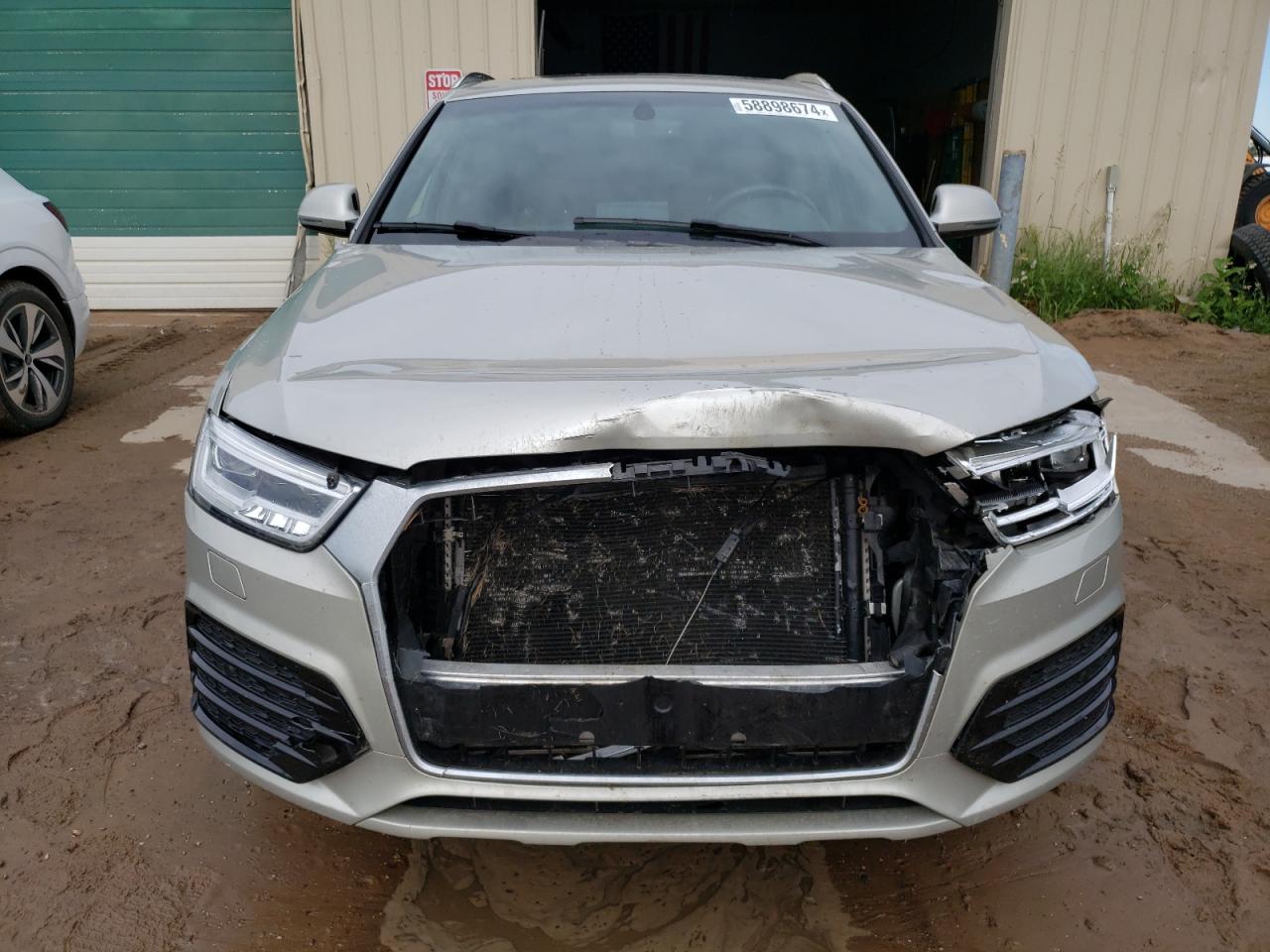 WA1JCCFS7JR012398 2018 Audi Q3 Premium Plus