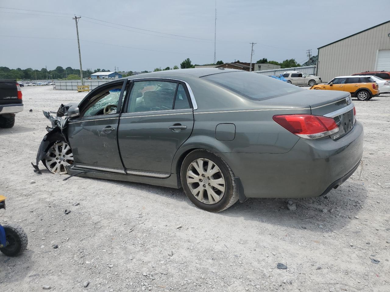 Lot #2904674123 2011 TOYOTA AVALON BAS