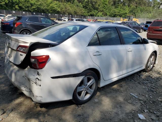 VIN 4T1BF1FKXEU754752 2014 Toyota Camry, L no.3