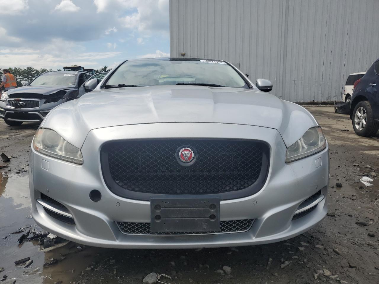 2014 Jaguar Xj vin: SAJWJ1CD3E8V70774