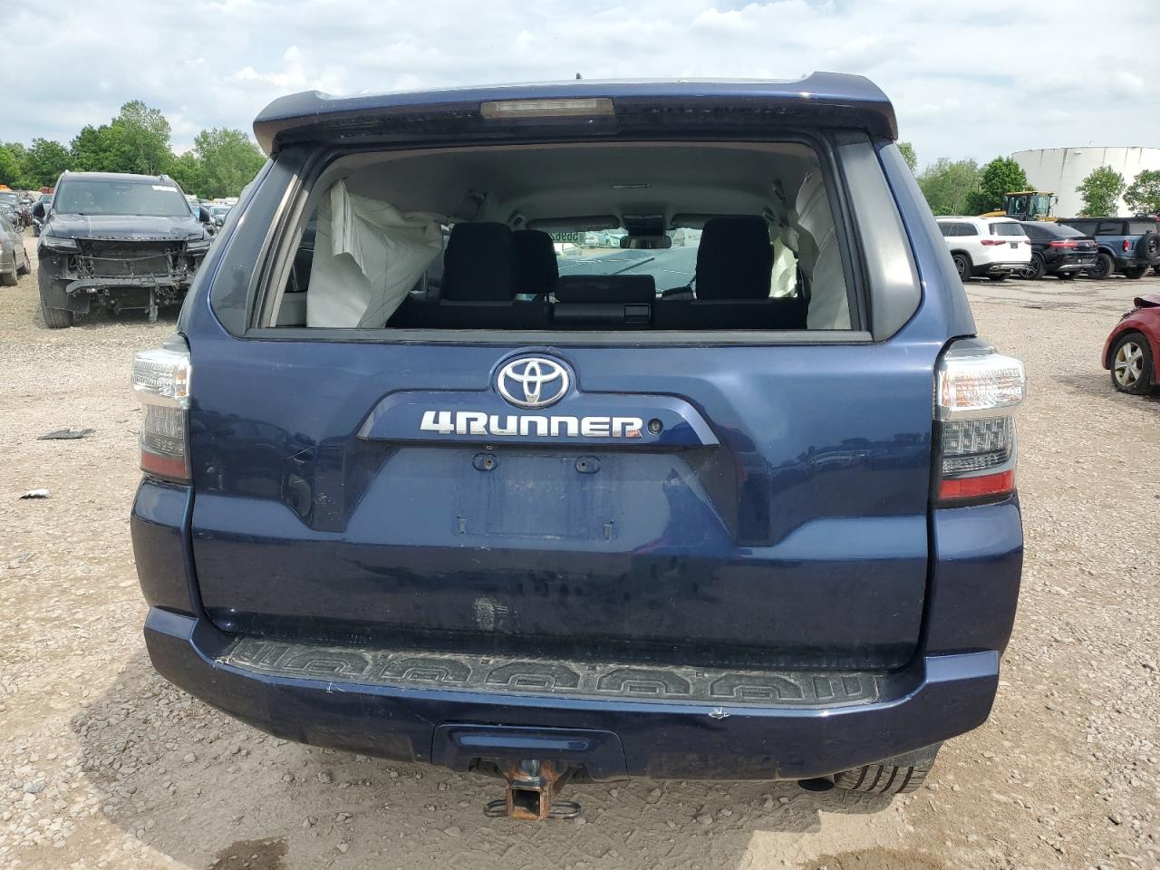 JTEBU5JR1E5197404 2014 Toyota 4Runner Sr5