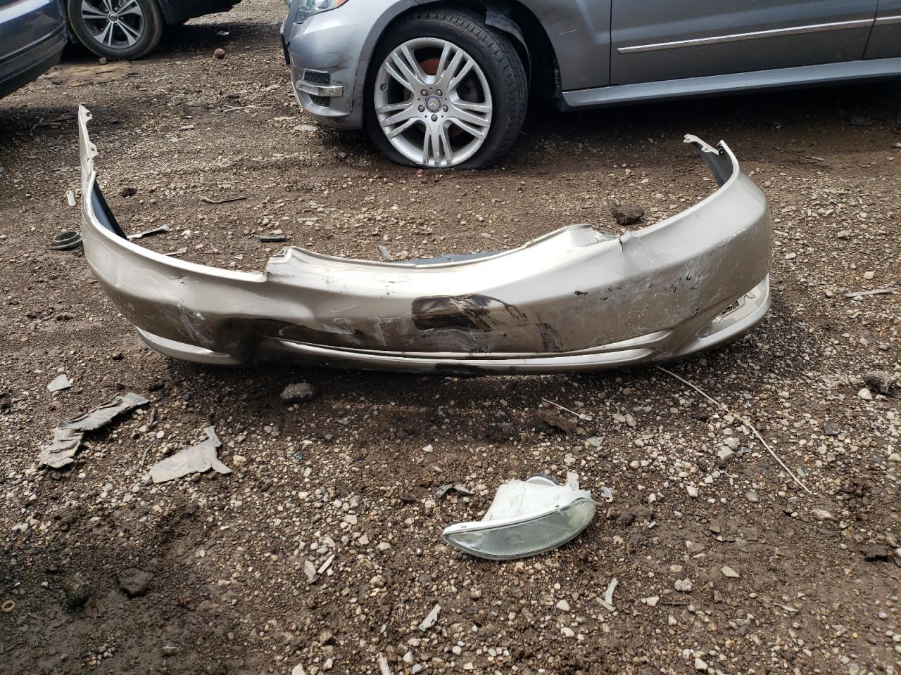 4T1BF30K04U585599 2004 Toyota Camry Le