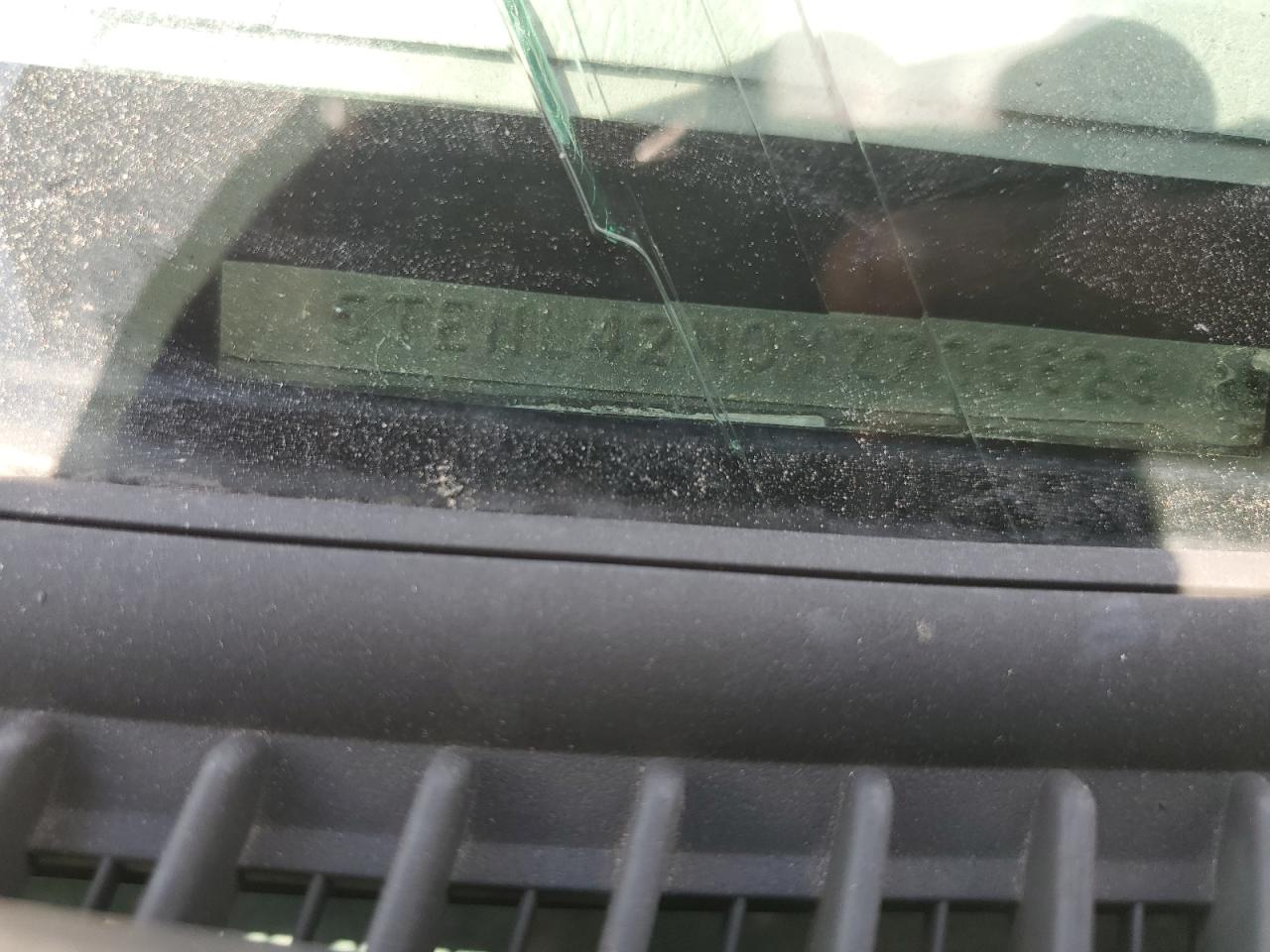 5TENL42N0YZ710623 2000 Toyota Tacoma