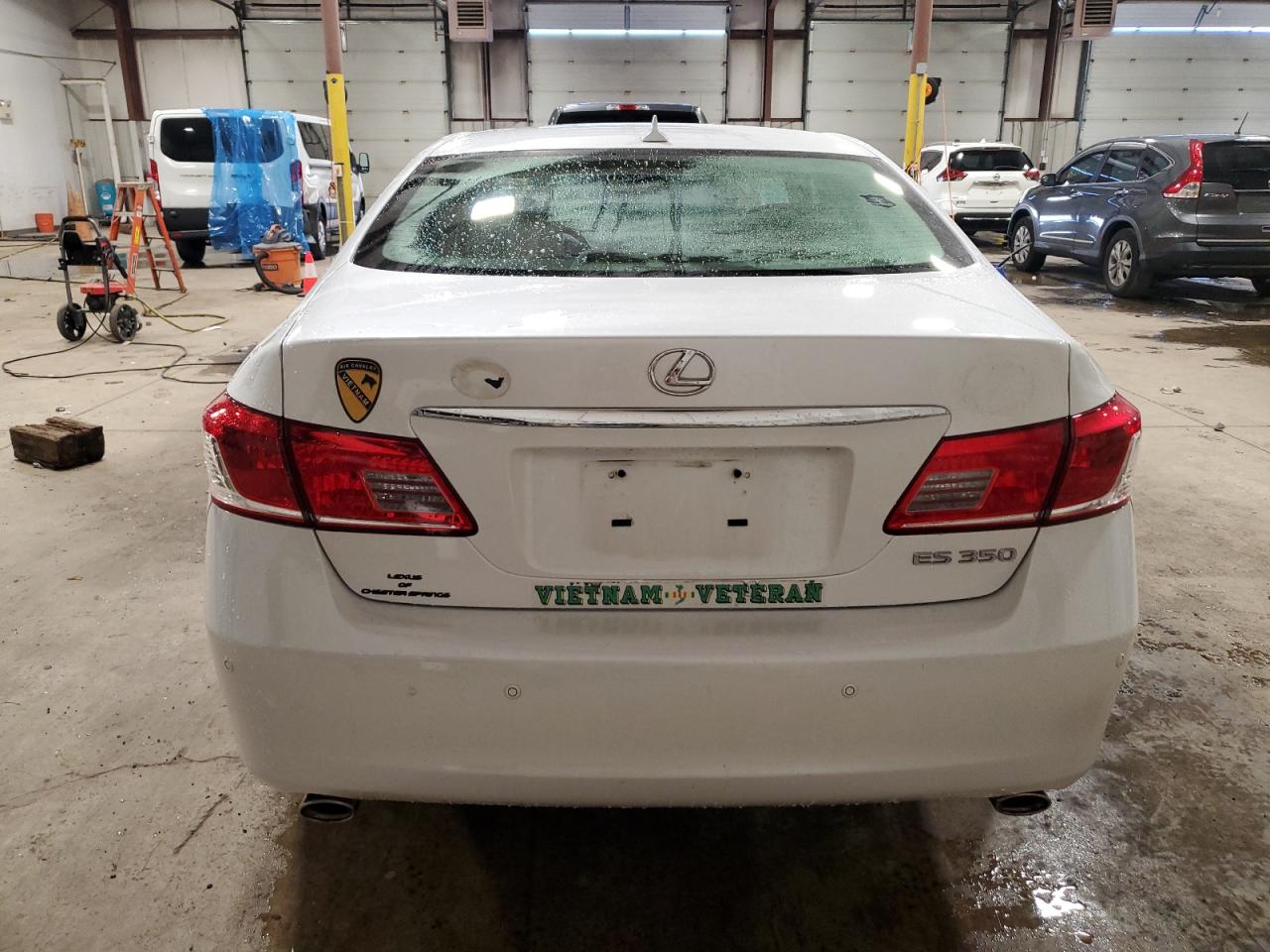 JTHBK1EG2B2464220 2011 Lexus Es 350