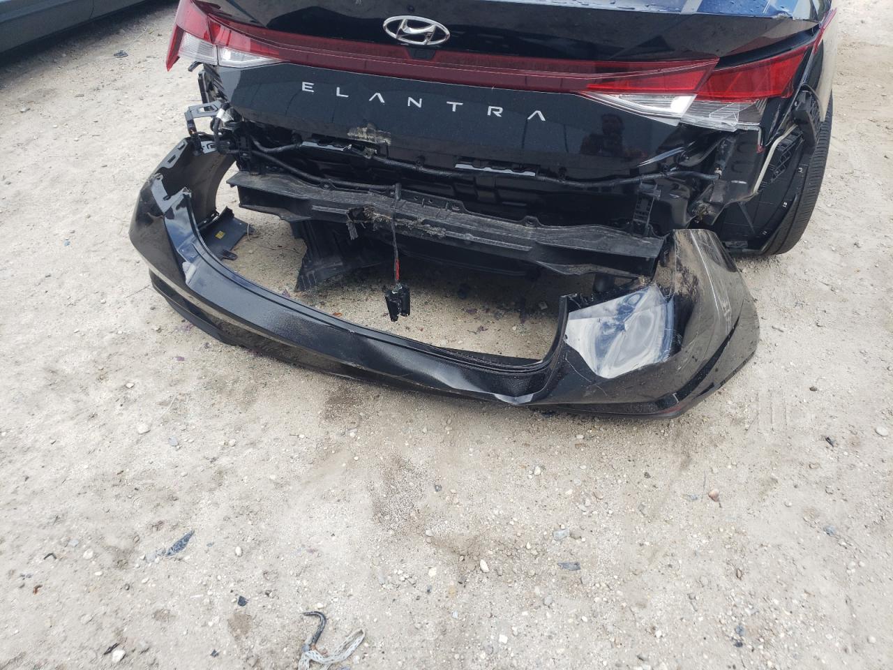 KMHLM4AG1PU562279 2023 Hyundai Elantra Sel